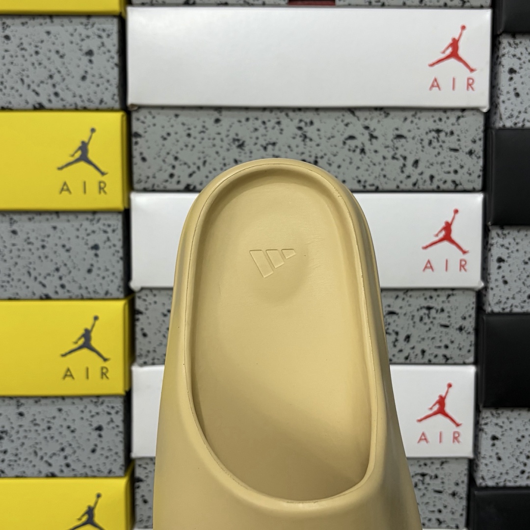 Adidas Yeezy Slide Desert Sand Slides - Image 6