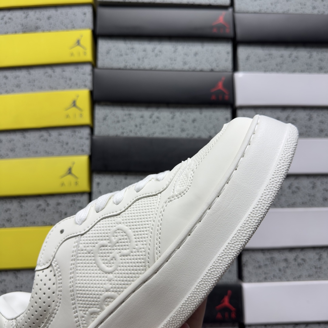 Gucci Chunky GG Web Sneaker - Image 3
