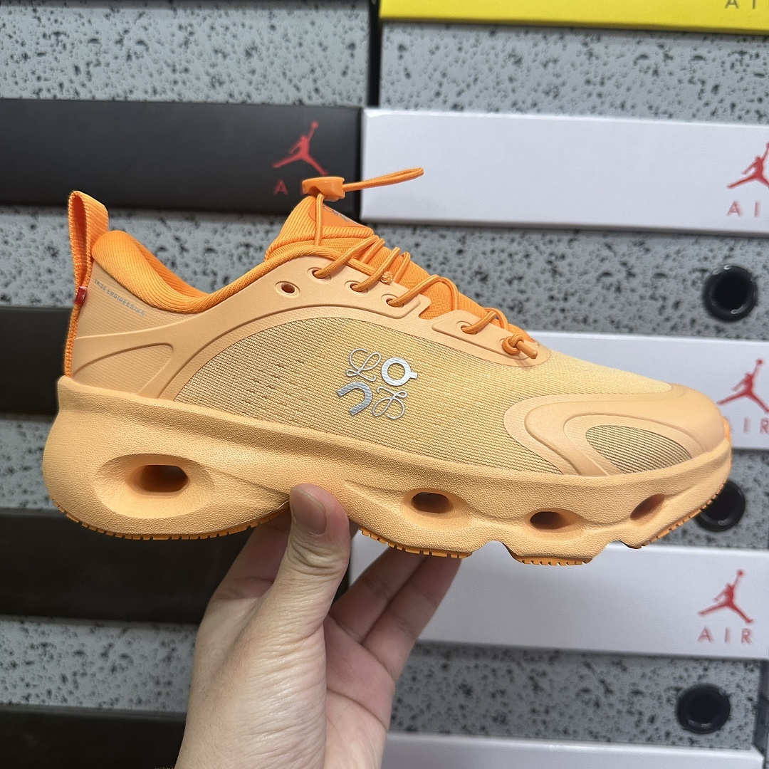 On Running Cloudsolo LOEWE (Orange) - Image 4