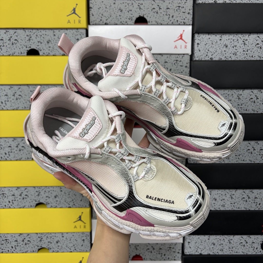 Balenciaga Triple S 2 - Image 13