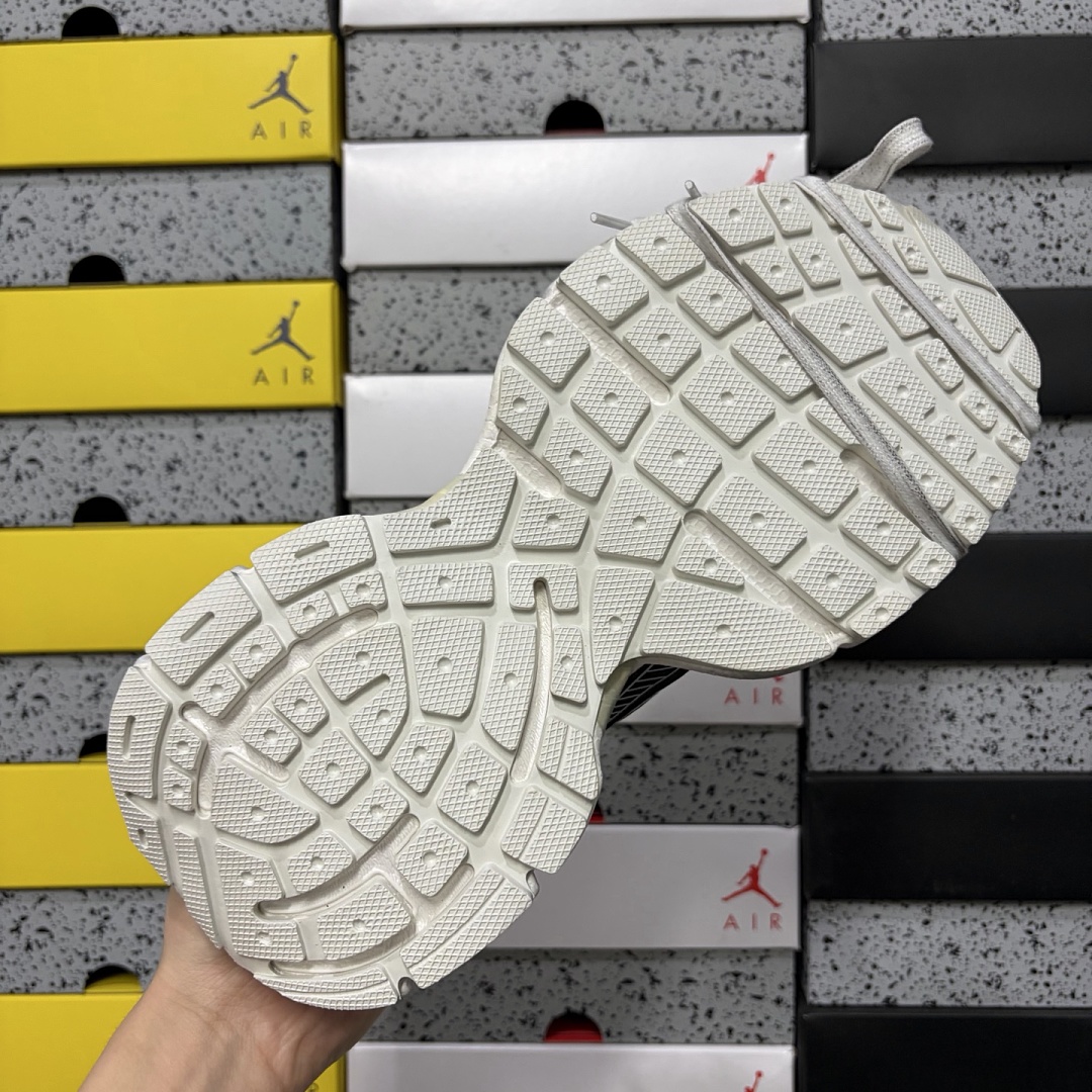 Balenciaga BLCG 3XL - Image 7