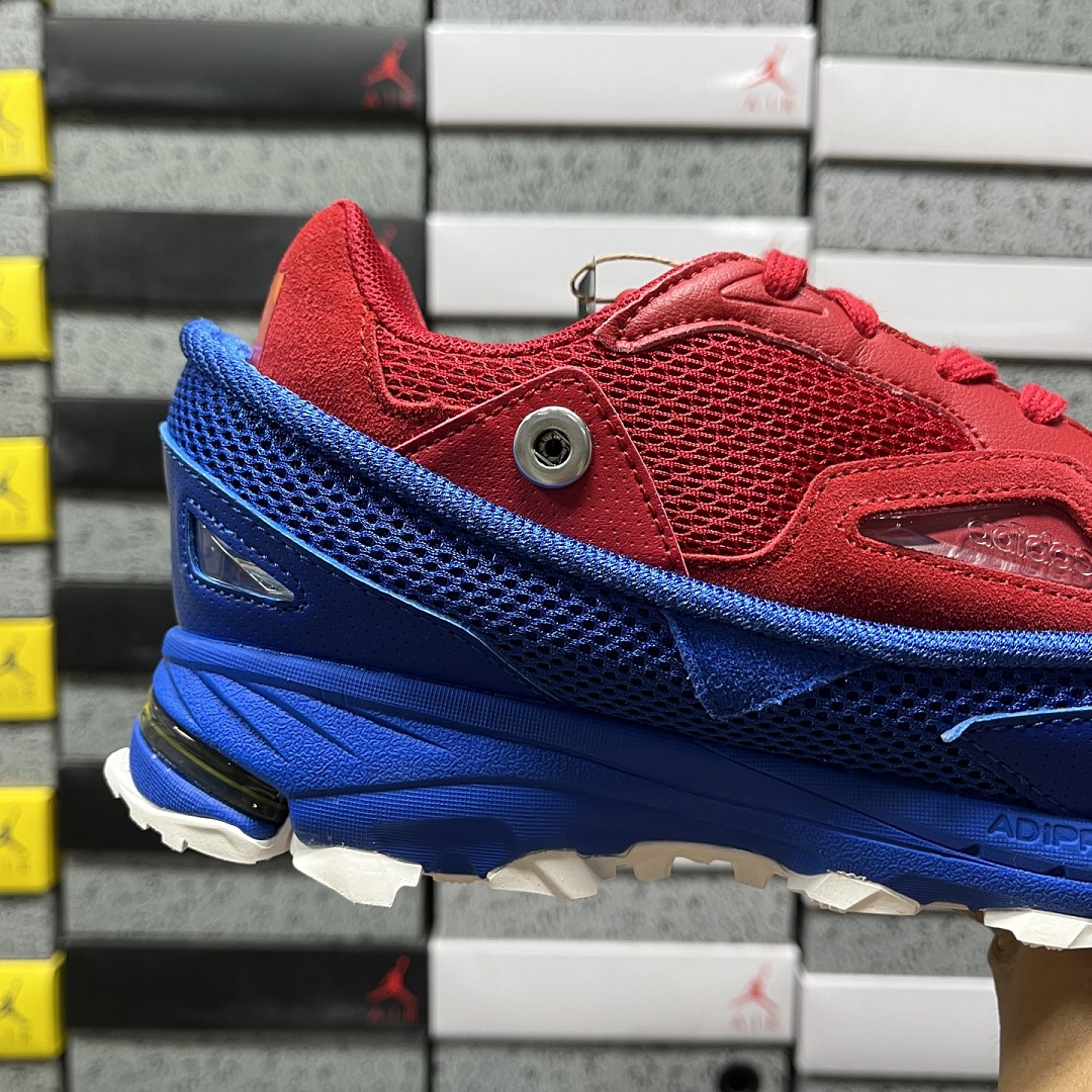 On Running Response Trail 2 Raf Simons - Image 9