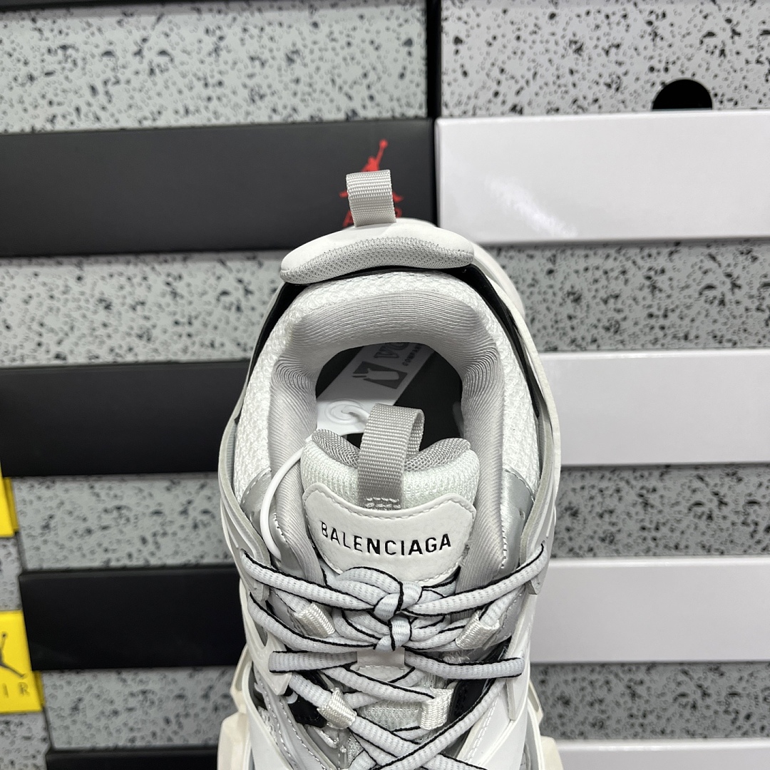 Balenciaga Track - Image 5