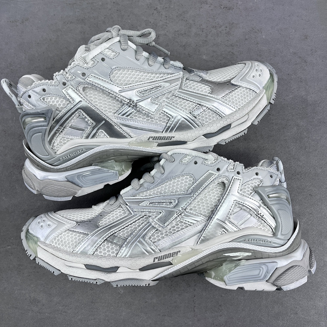 Balenciaga Runner - Image 76