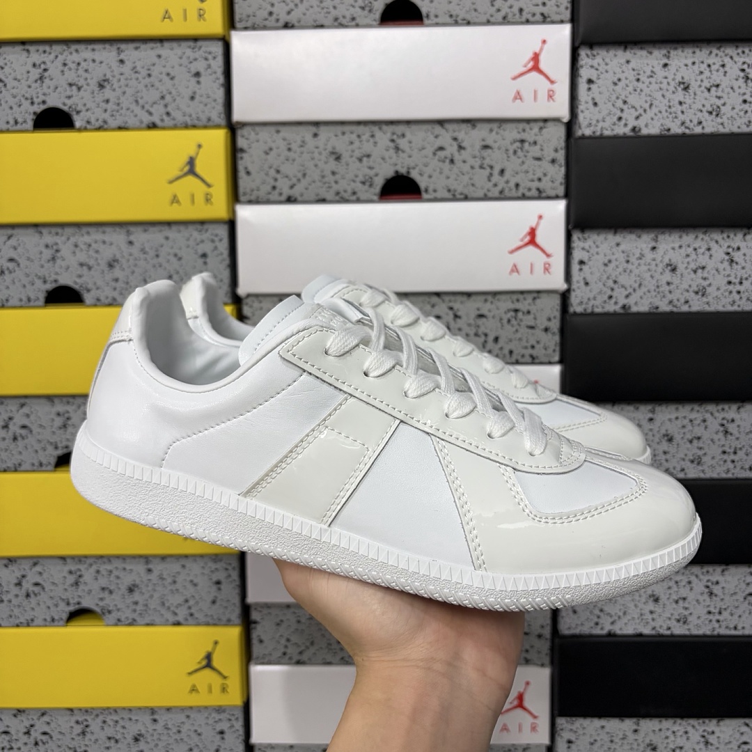 On Running Maison Margiela Replica - Image 11