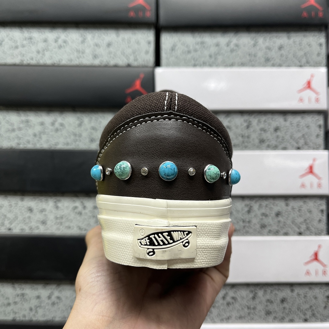 Vans Premium Old Skool Gemstone Mushroom - Image 6