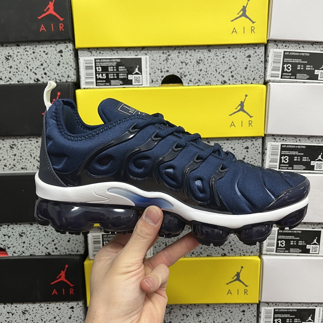 Nike Air VaporMax Plus - Image 9