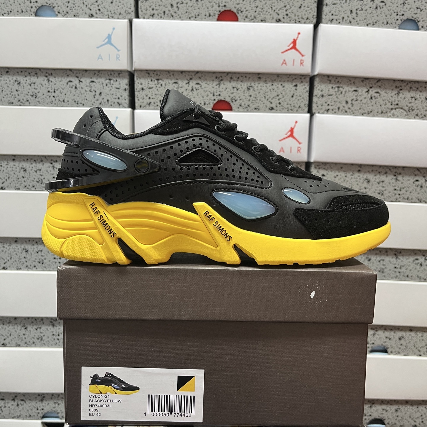 On Running Raf Simons Cylon-21 - Image 10