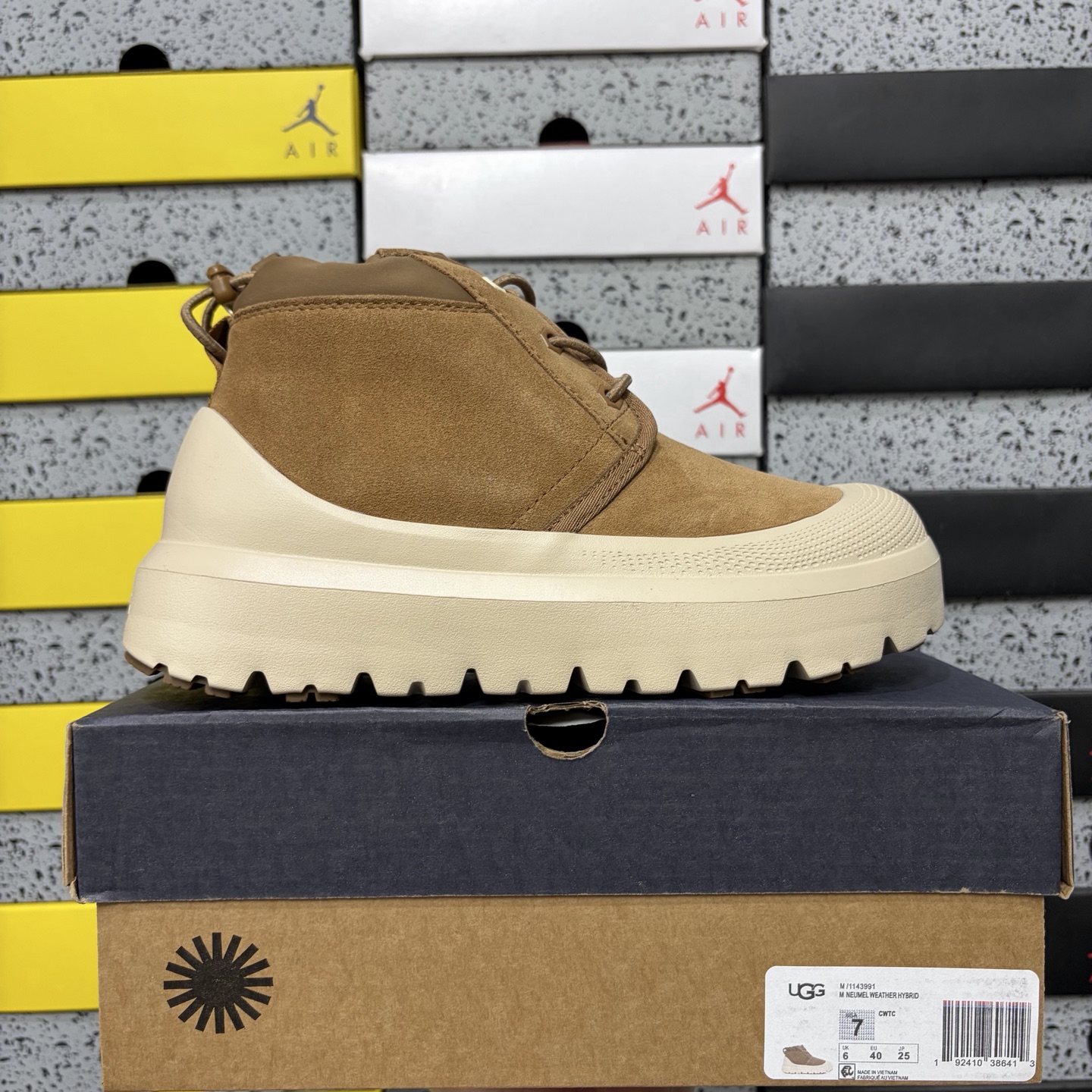 UGG Neumel High Top White -3991 - Image 10