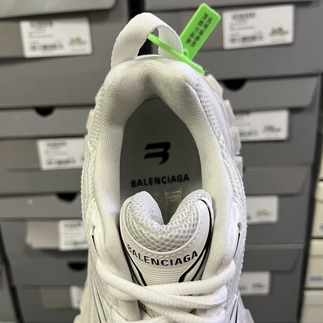 Balenciaga Defender - Image 94