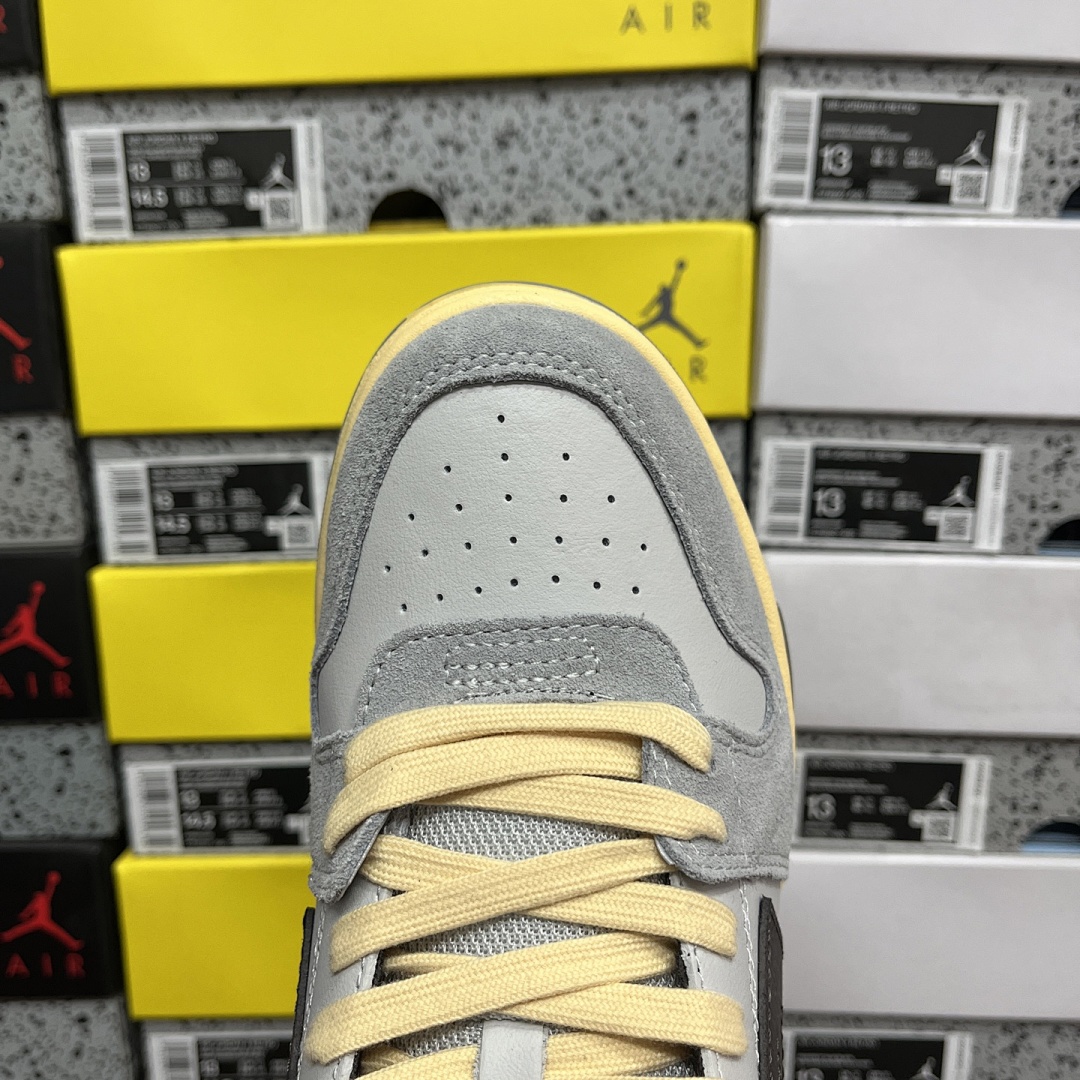 Off-White Out Of Office "OOO" Low Tops - Image 10