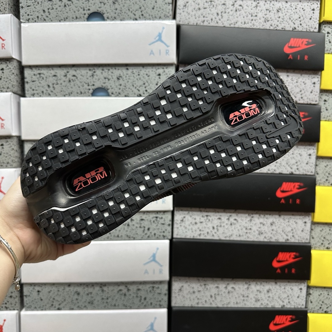 Nike Vomero Premium Black Sapphire Rose - Image 9