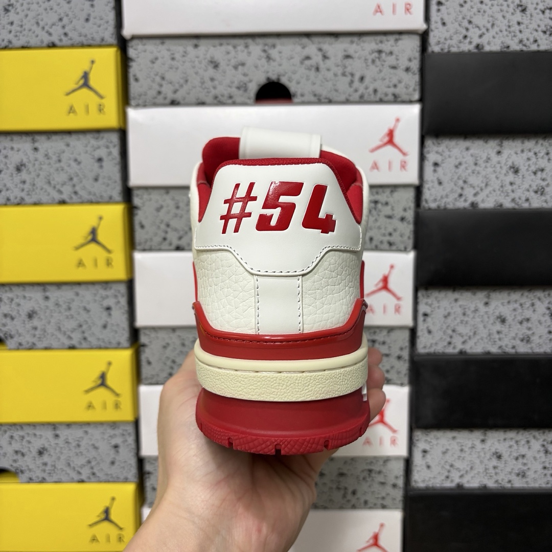 Louis Vuitton Trainer - Image 7