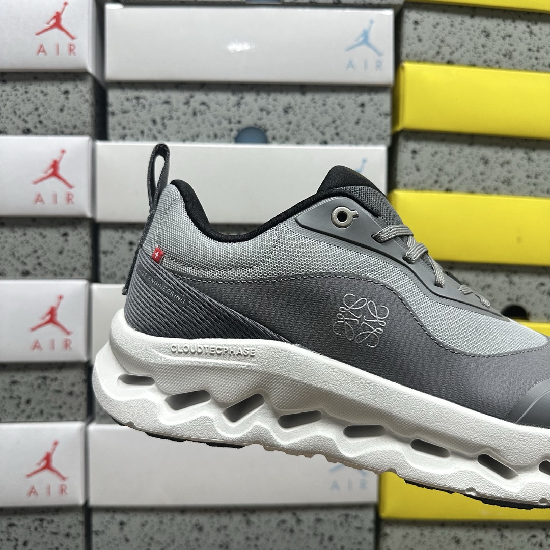 On Running Cloudtilt 2 LOEWE (Grey) - Image 6