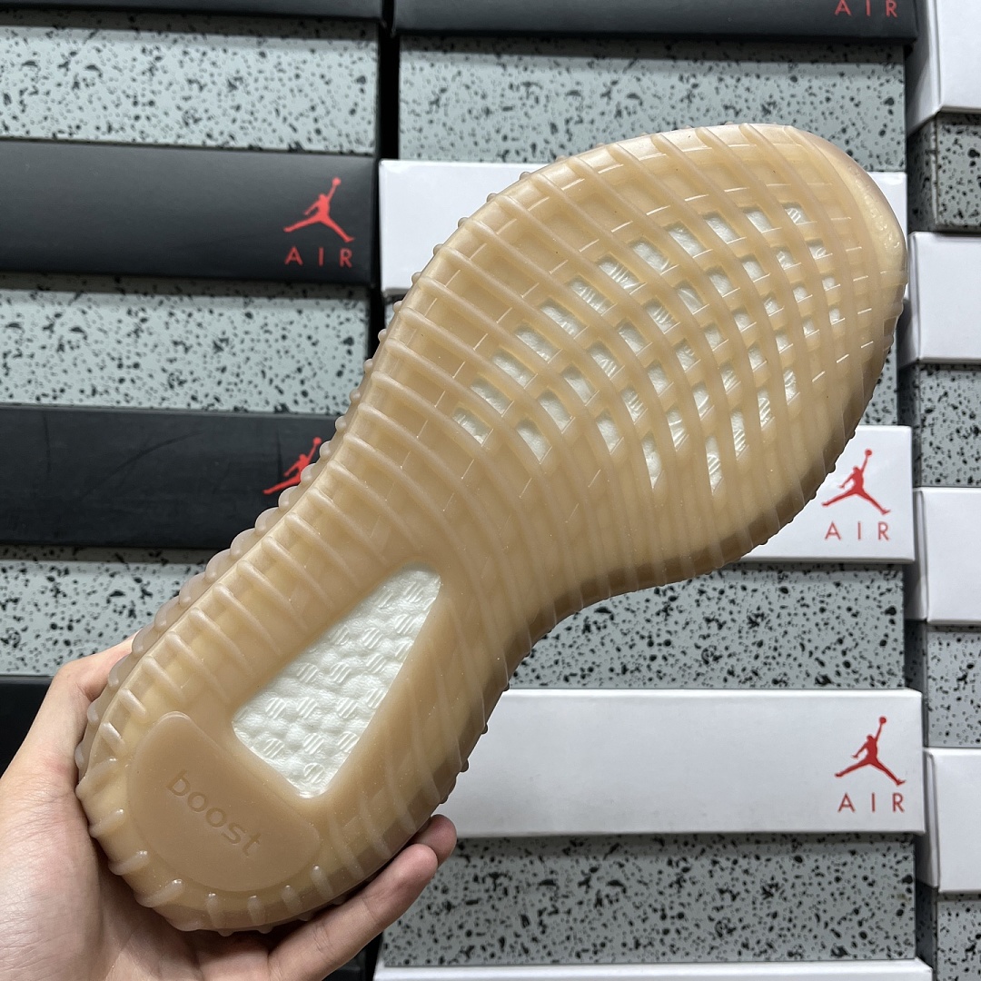 Adidas Yeezy Boost 350 V2 Fade - Image 4