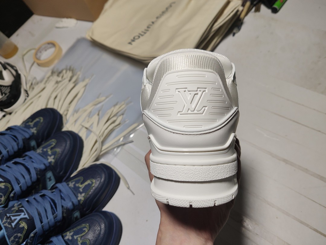 Louis Vuitton LV Trainer (White) - Image 11