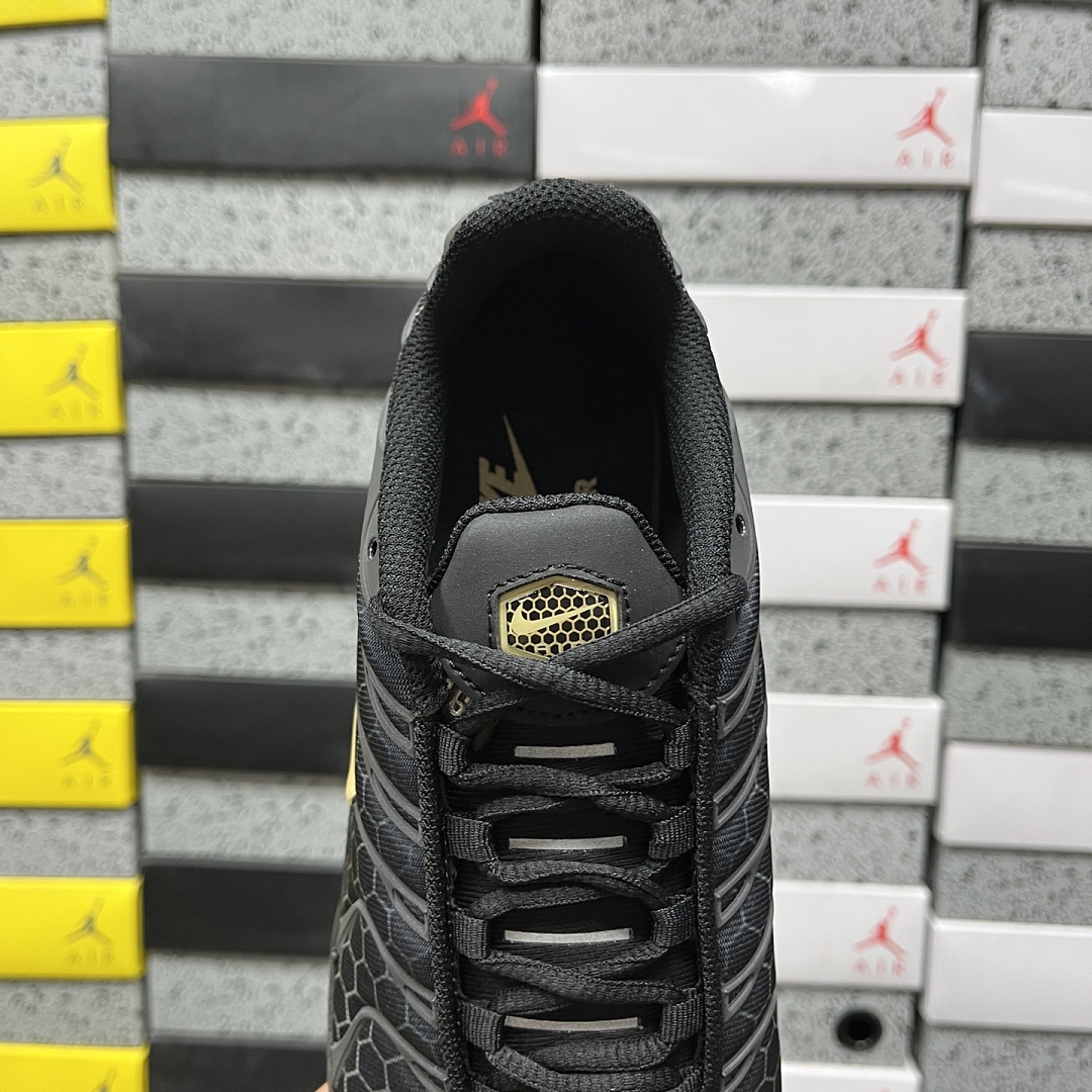 Nike Air Max Plus Black Honey - Image 5