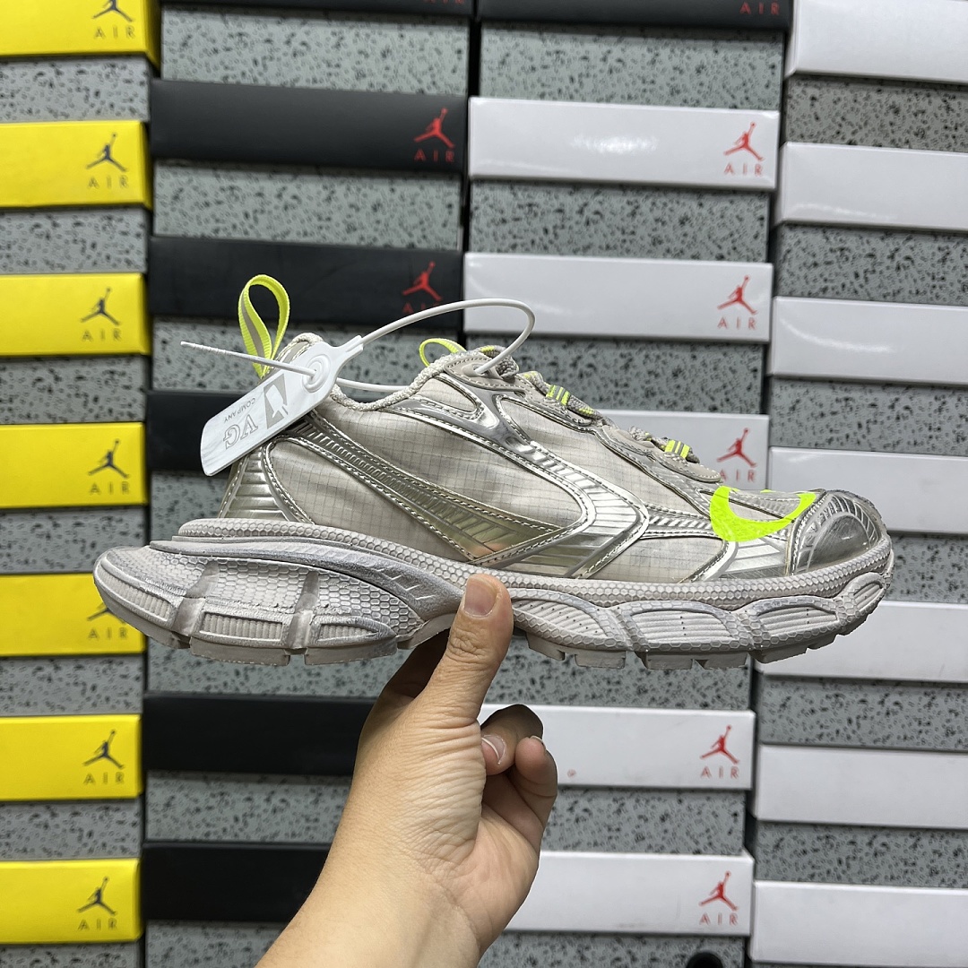 Balenciaga BLCG 3Xl - Image 59