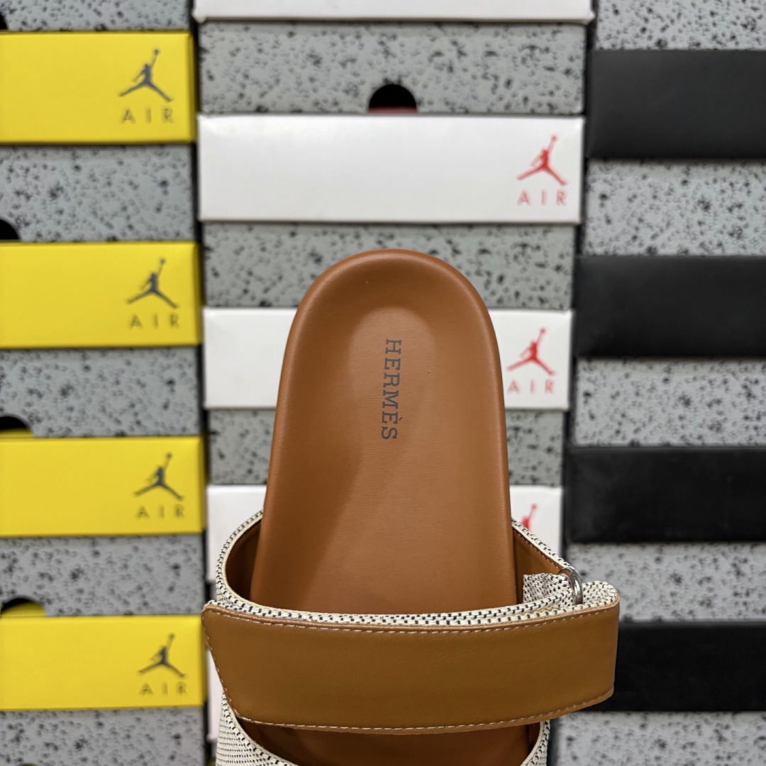 Hermes Chypre Sandal Grey Coffee / Canvas - Image 9