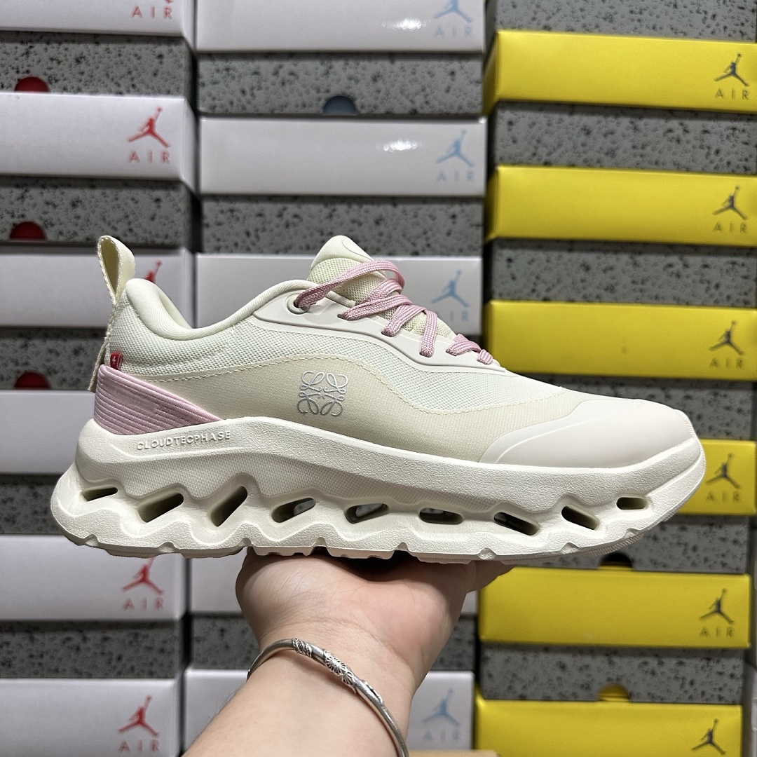 On Running Running Cloudtilt 2 LOEWE Sand White 3WE10872989 - Image 3