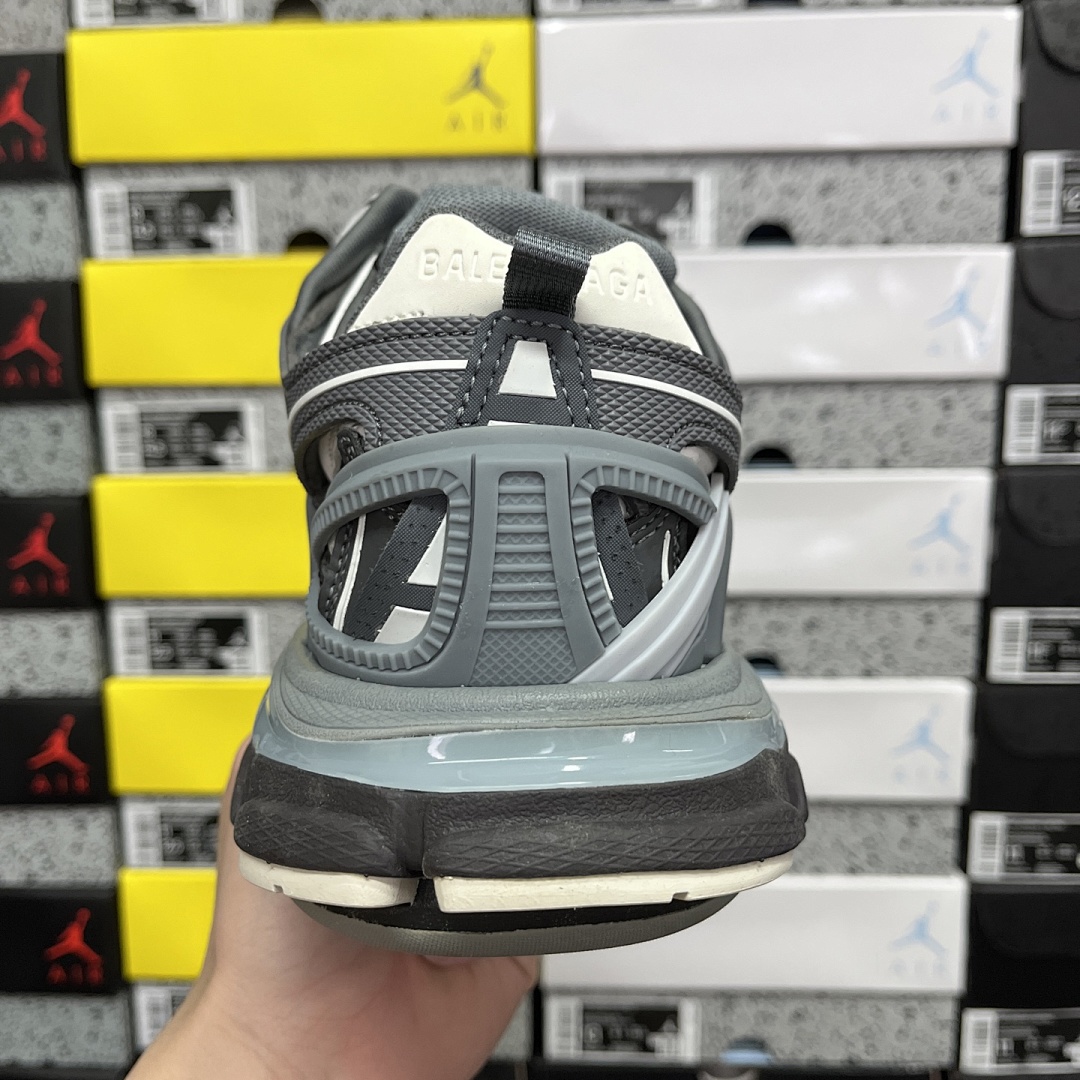 Balenciaga Track 2.0 - Image 88