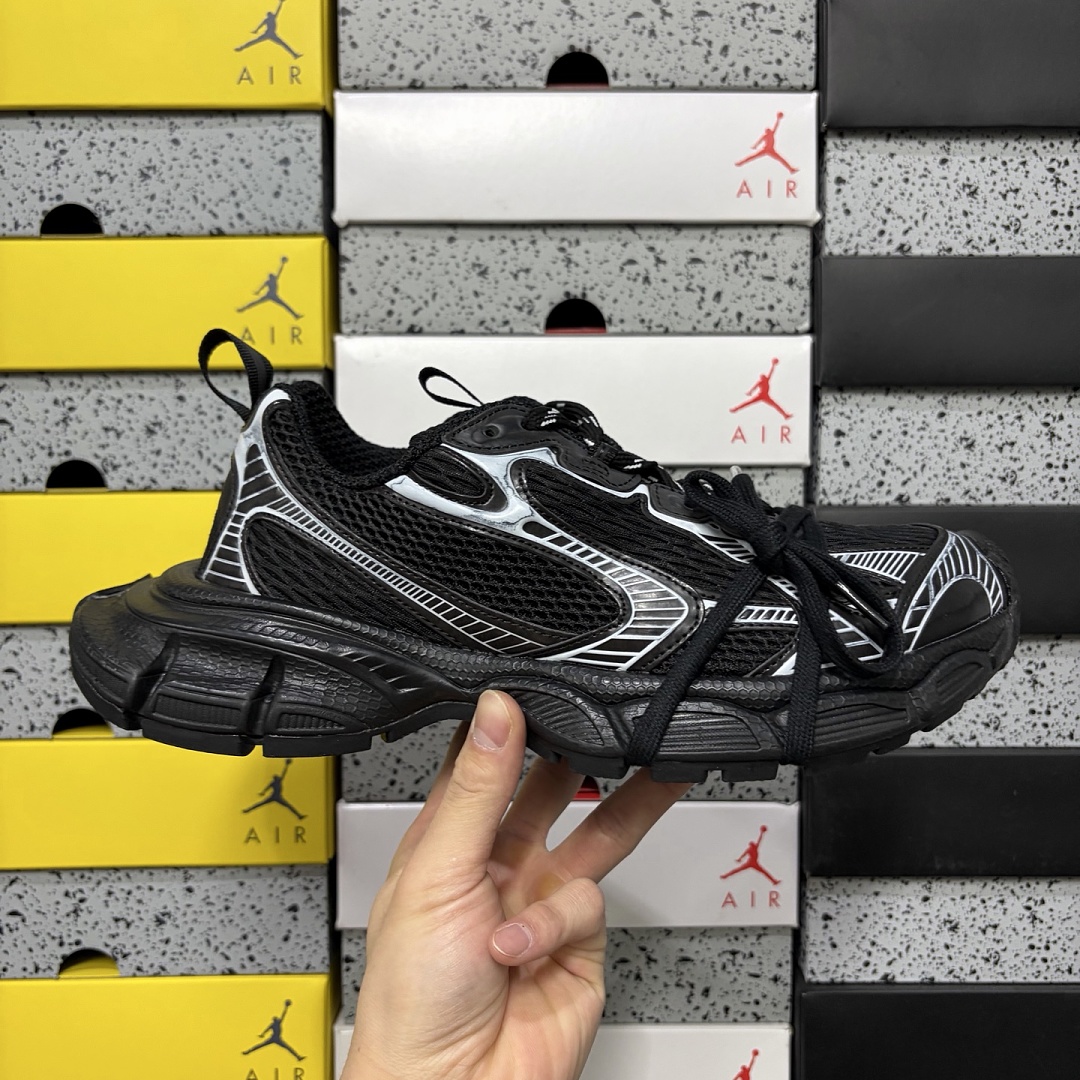 Balenciaga BLCG 3XL - Image 4