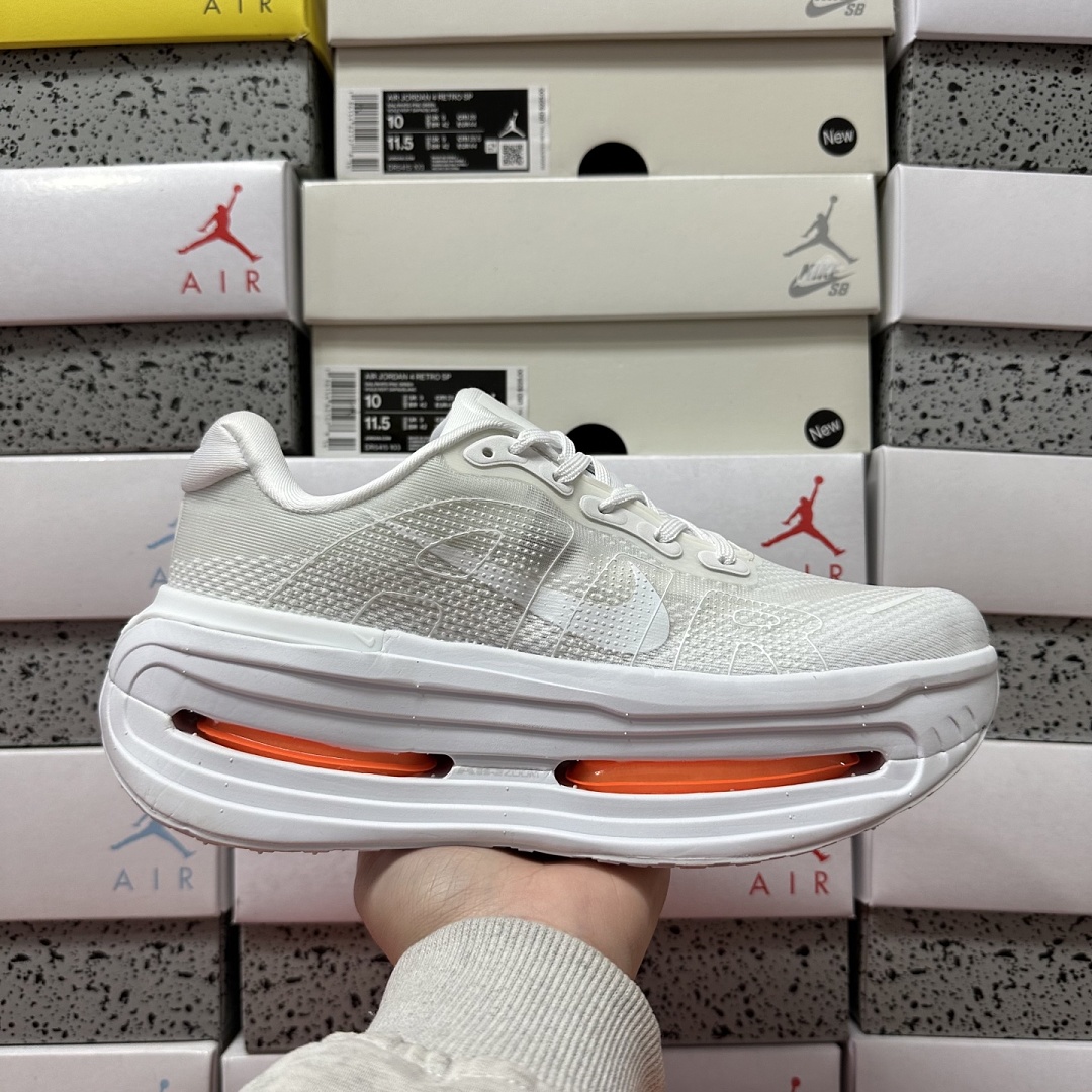 Nike Vomero Premium HQ2050-533 - Image 7