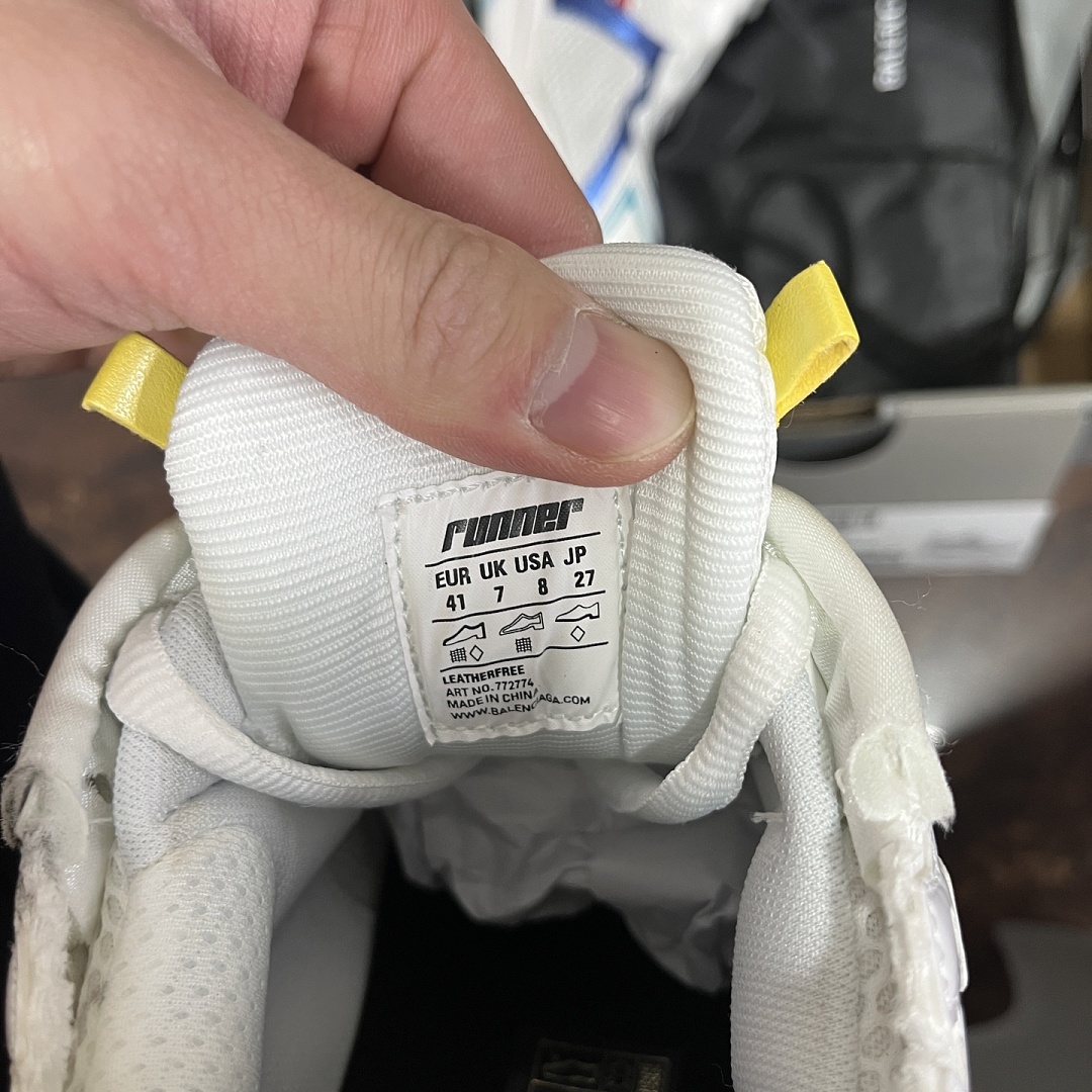 Balenciaga BLCG Runner 7.5 - Image 4