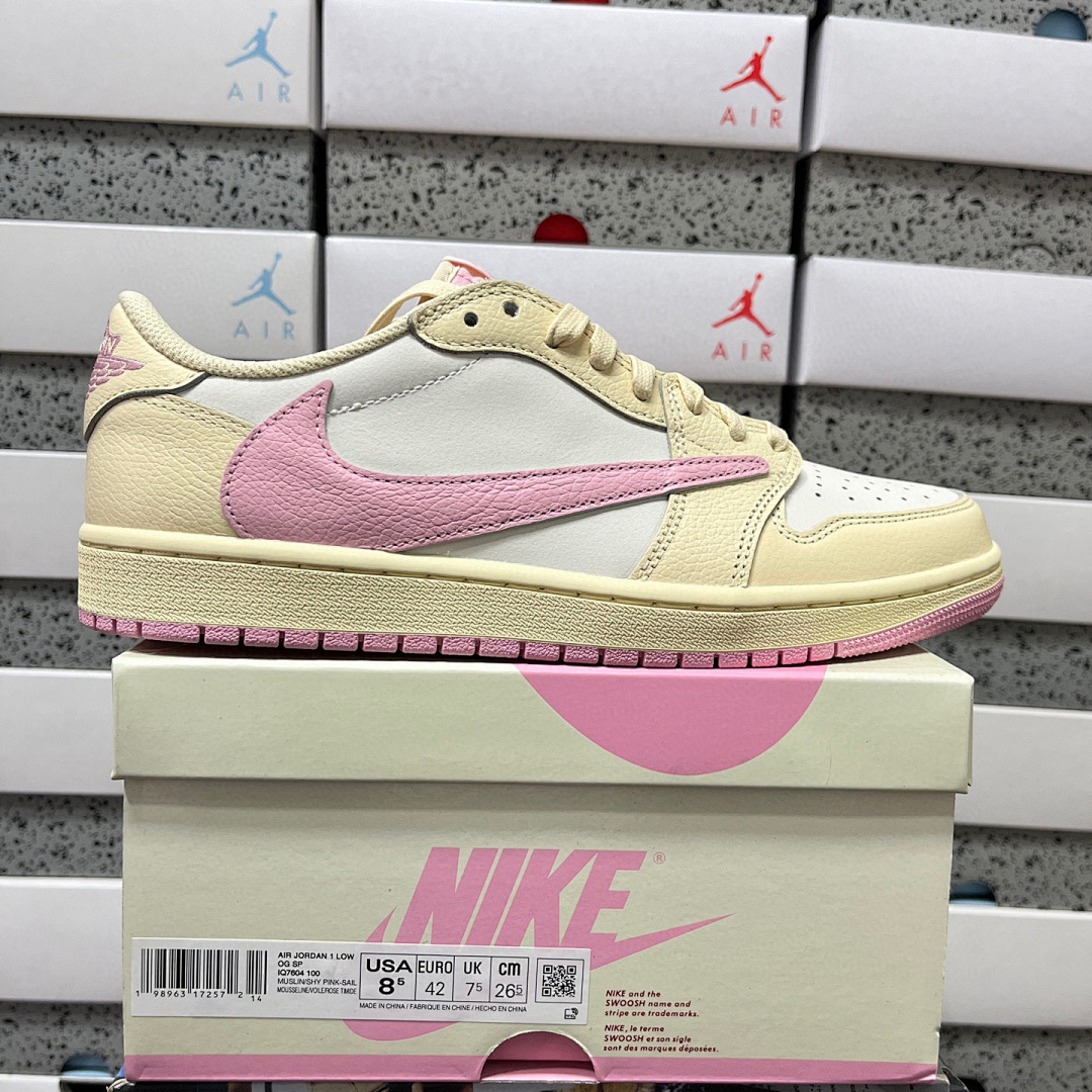 Nike Jordan 1 Retro Low OG SP Travis Scott Shy (Pink)
