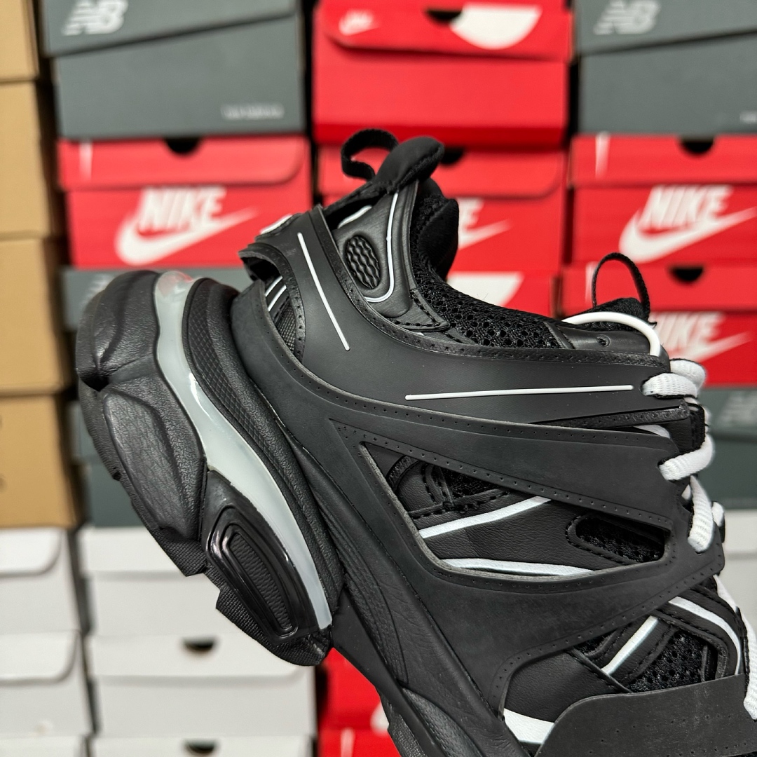 Balenciaga Track Black White LED - Image 5