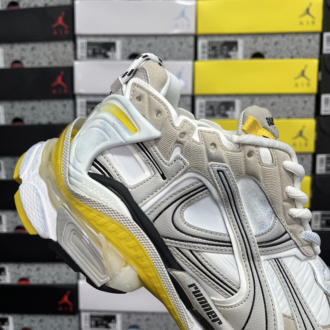 Balenciaga BLCG Runner 7.5 - Image 7
