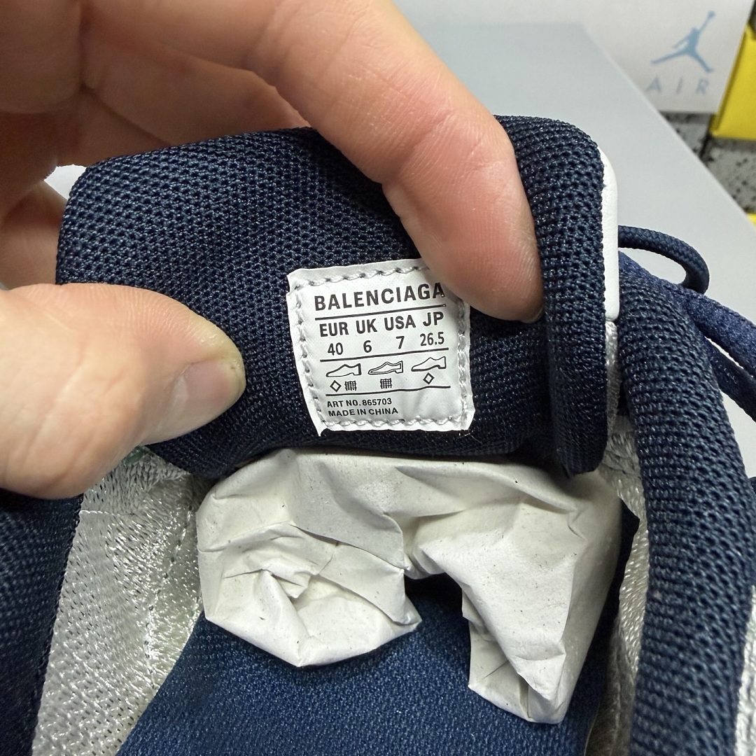 Balenciaga BLCG Radar 25 Gen - Image 2