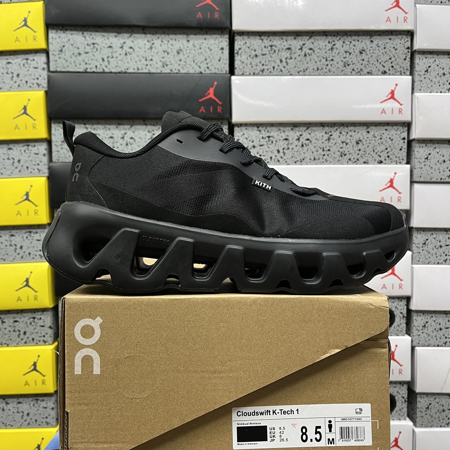On Running K-Tech 1 Kith (Black) - Image 11