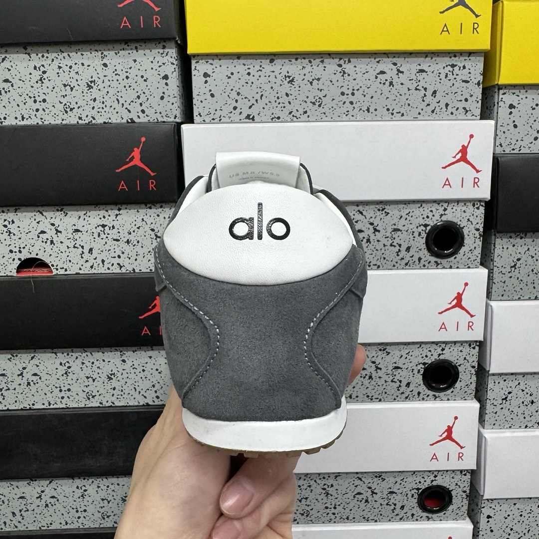 Alo Yoga Sunset Sneaker A0891U_GREY - Image 10