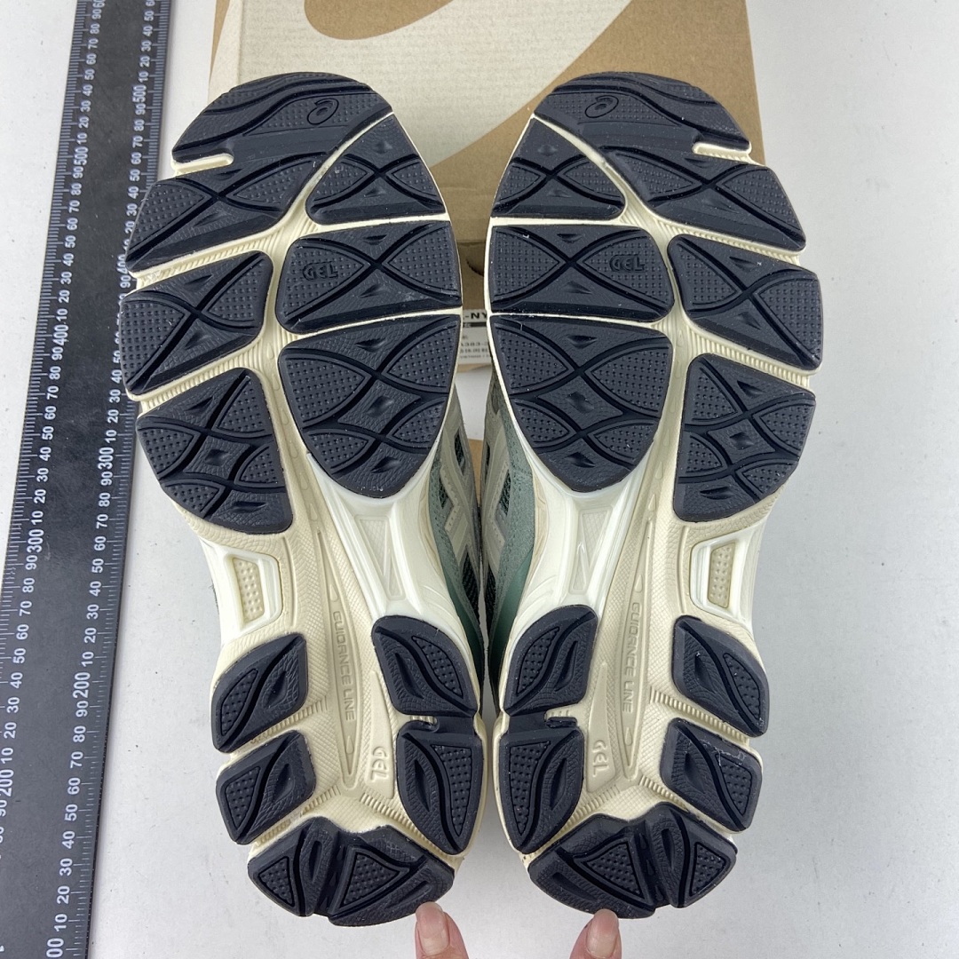 ASICS Gel-NYC Ivy Smoke Grey NYC (Light Green Cream) - Image 7