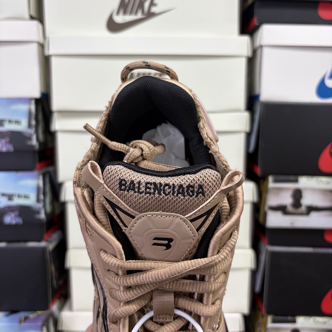 Balenciaga BLCG Runner7.0 - Image 7