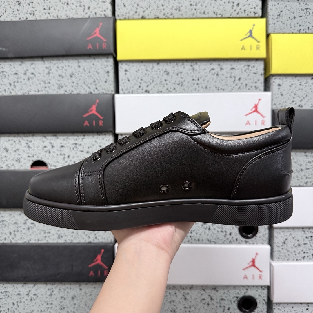 Christian Louboutin CL 1130548CM53 Black Patent - Image 4