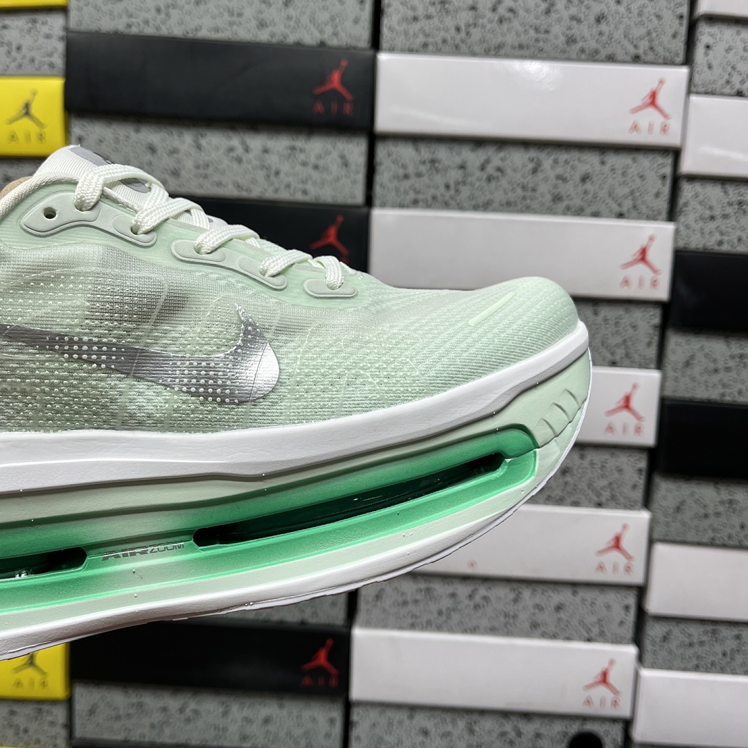 Nike Vomero Premium Barely (Green) - Image 9