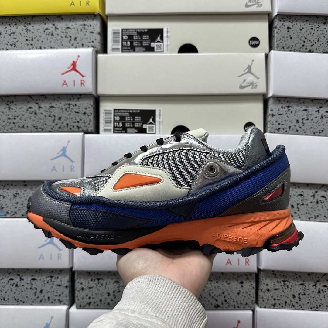 On Running Response Trail 2 Raf Simons - Image 8