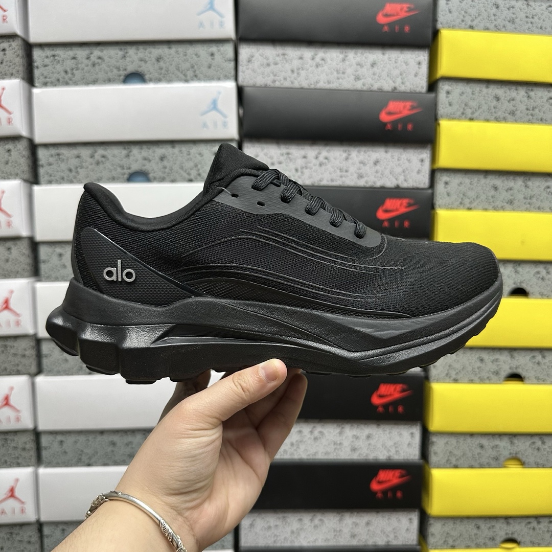 Alo Yoga Rnner A0590U_BLACK/BLACK - Image 2