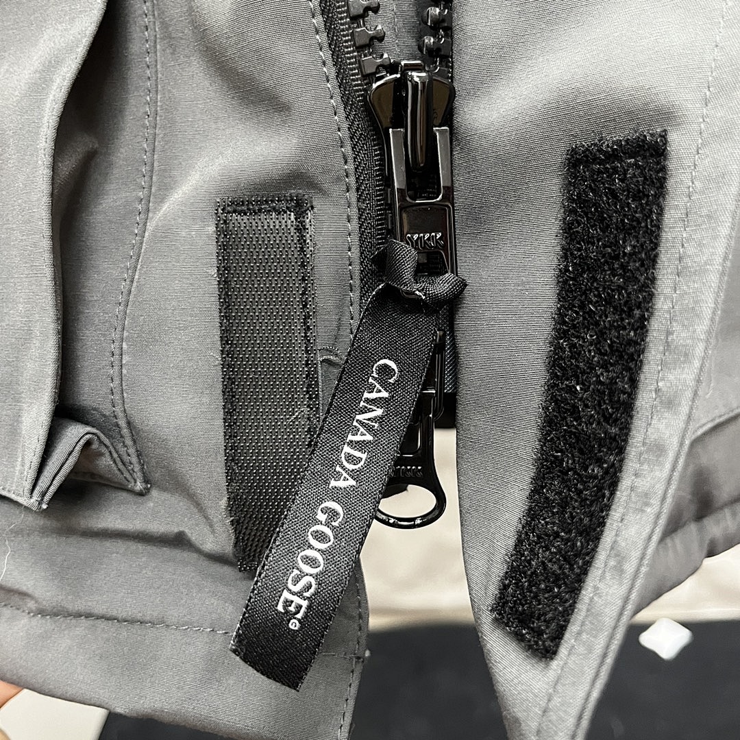 Canada Goose Parka 08 - Image 9