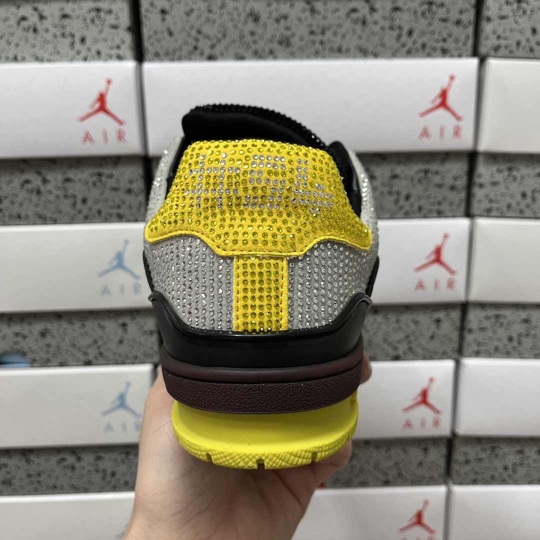 Louis Vuitton Trainer Rhinestone - Image 8