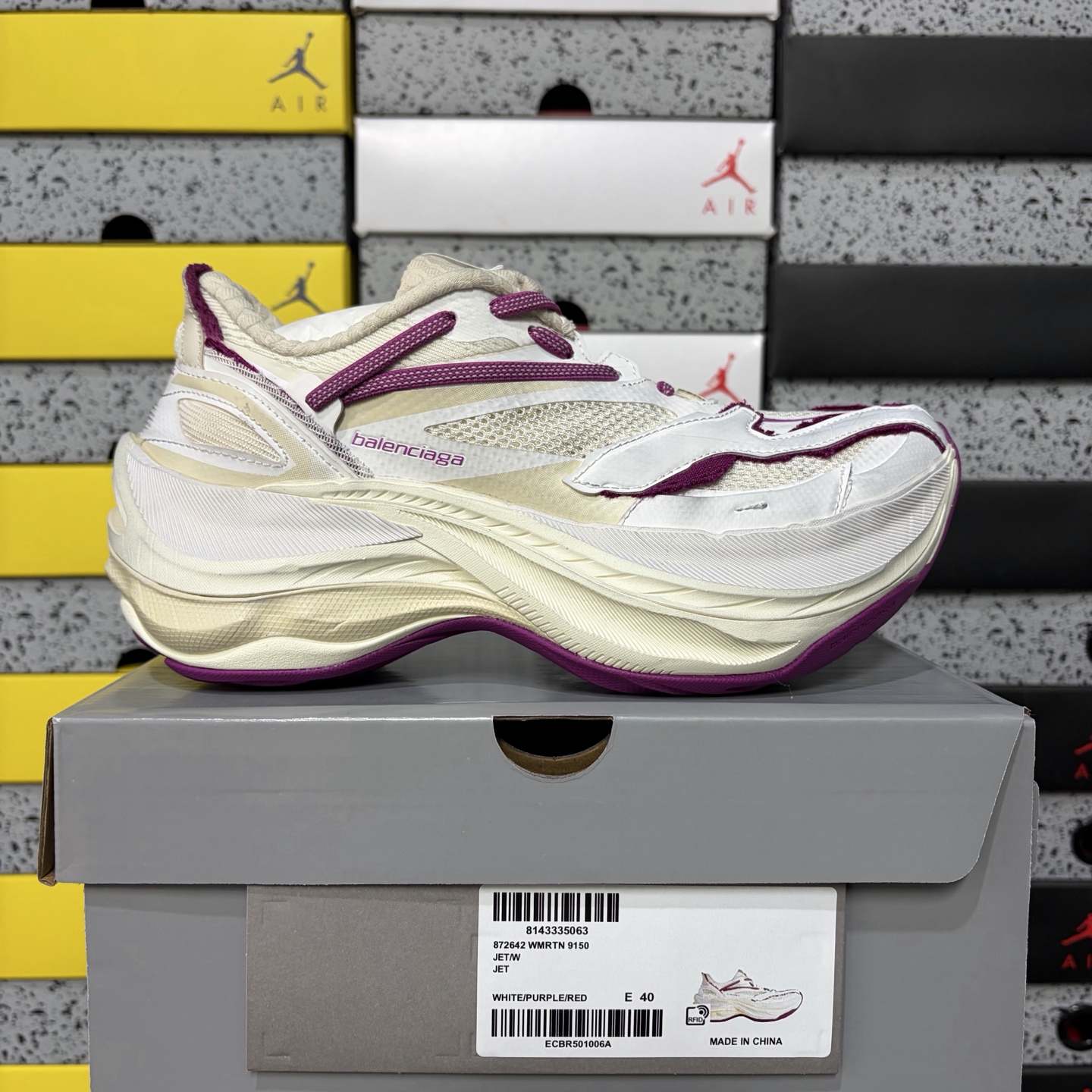 Balenciaga Jet 26 - Image 13