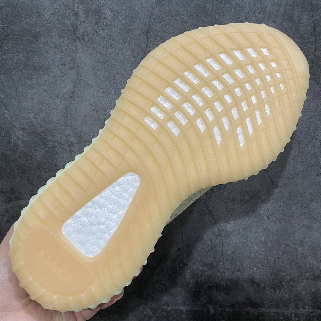 Adidas Yeezy 350 - Image 2