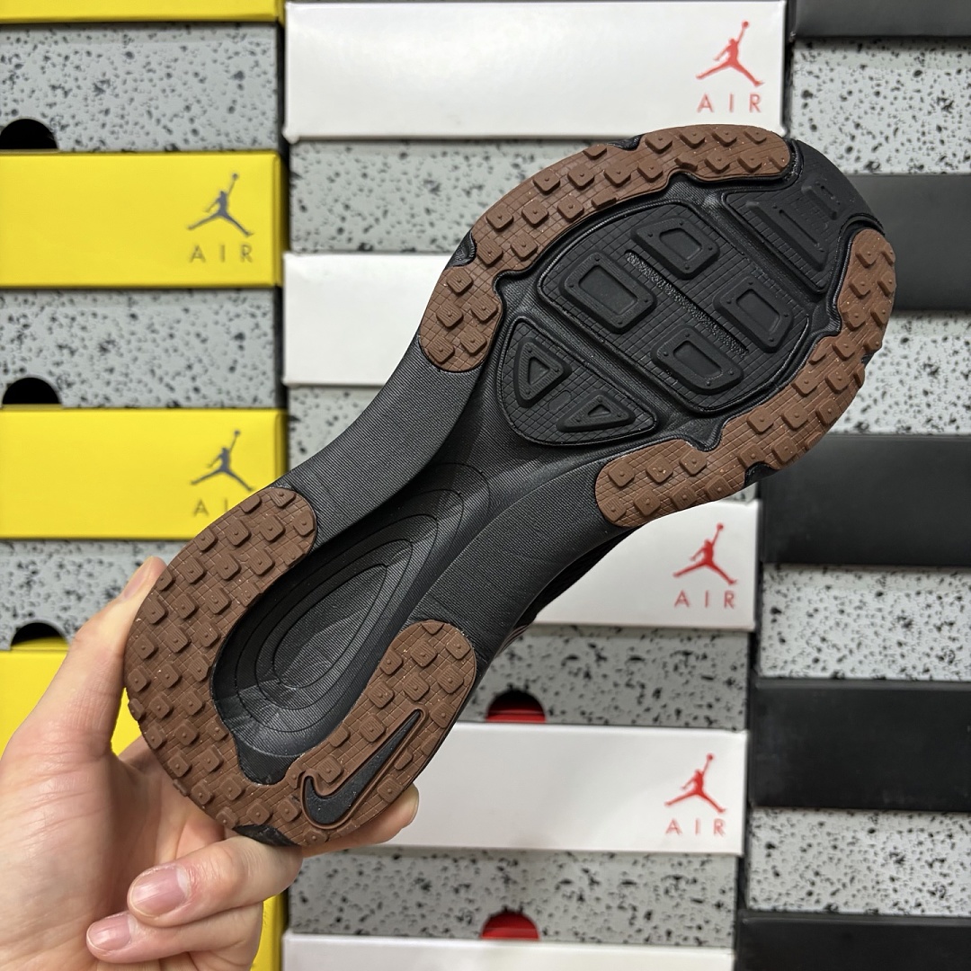 Nike Vomero 18 Coffee Bean - Image 10