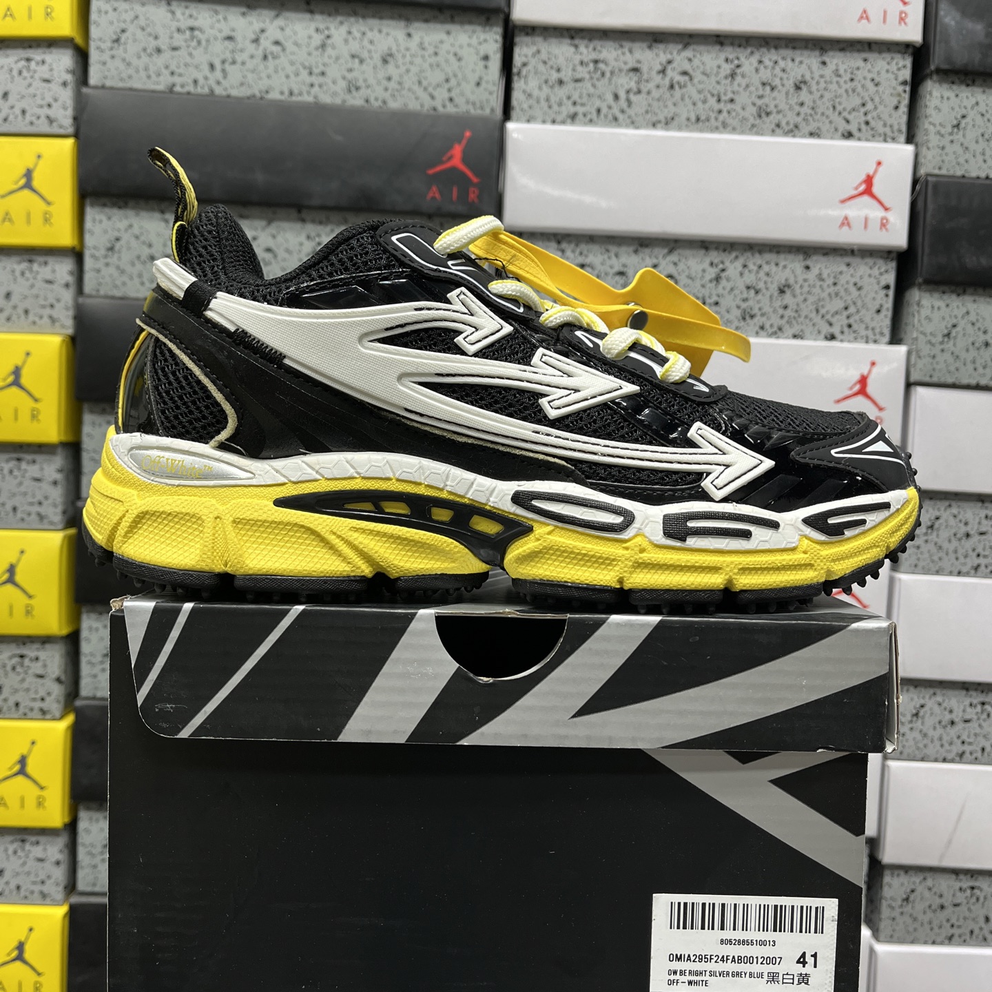 Off-White Be Right Back F24 12007 - Image 10