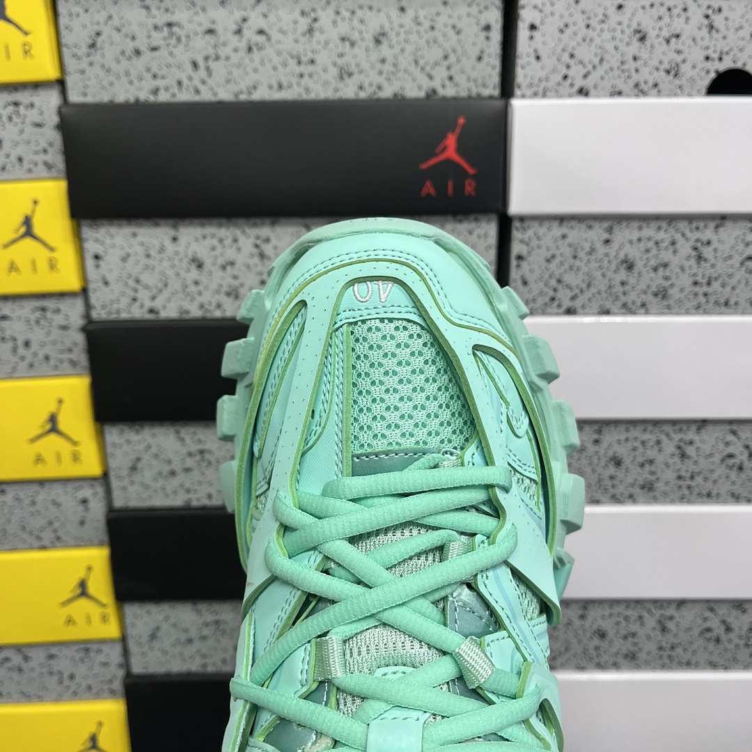 Balenciaga Track - Image 10