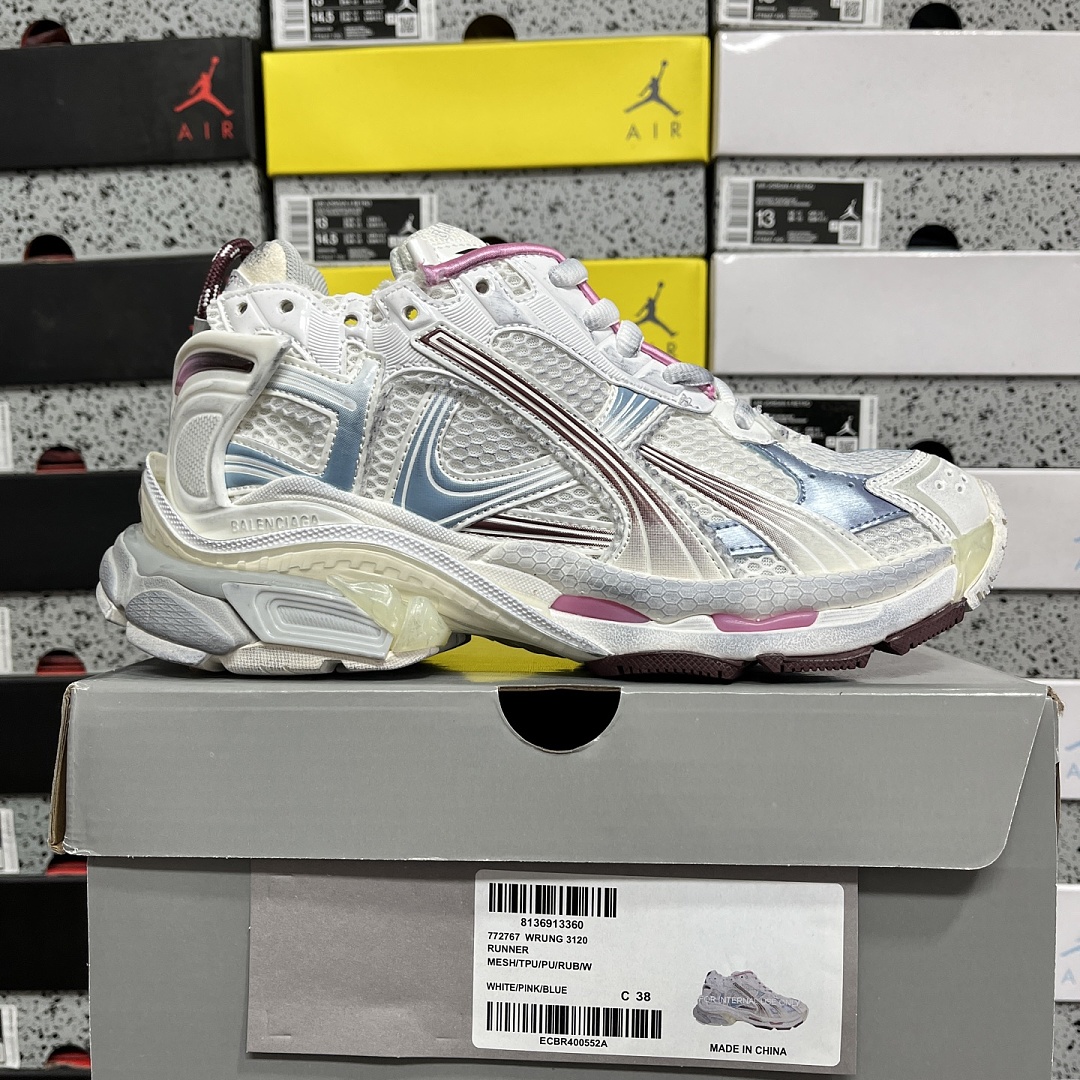 Balenciaga BLCG Runner 7.5