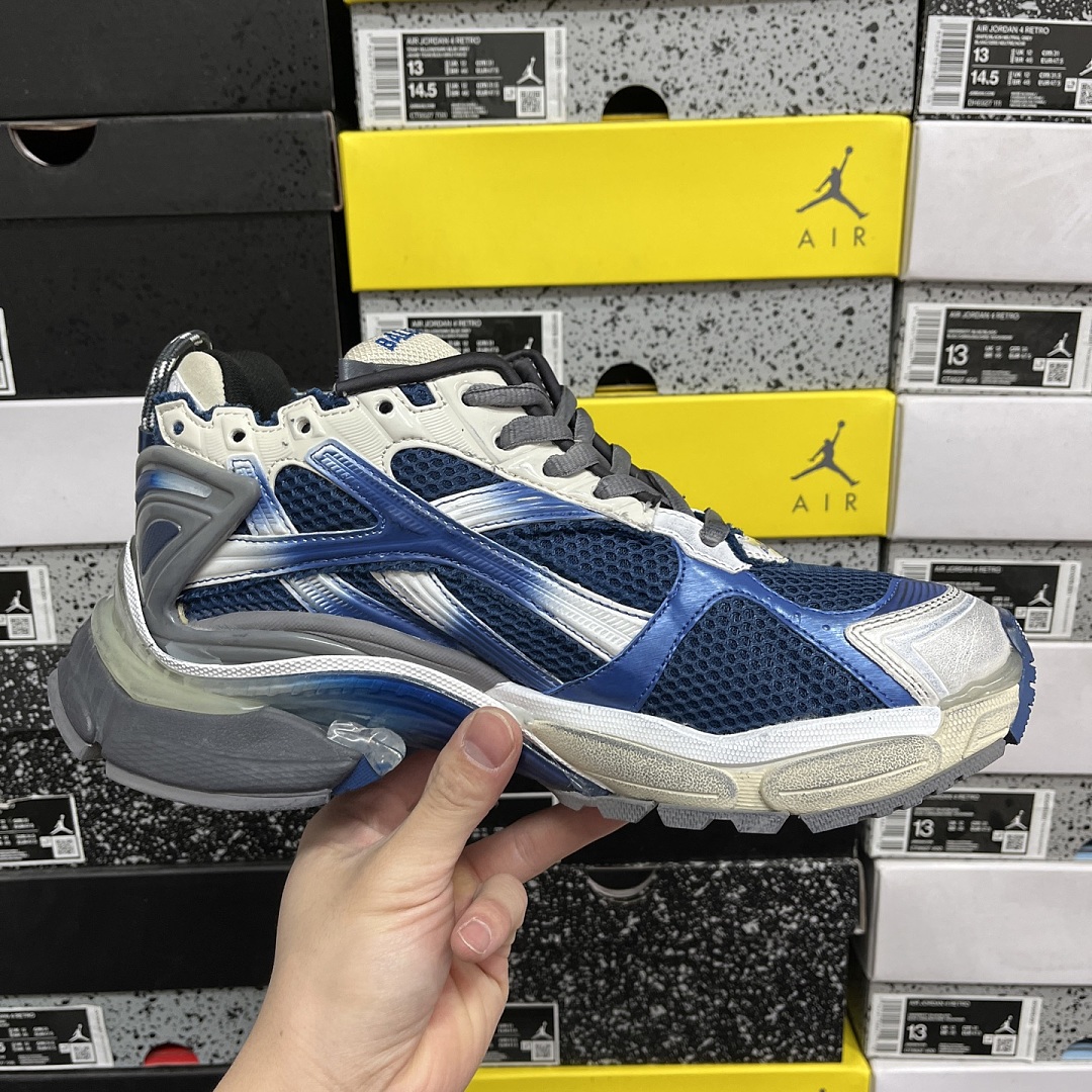 Balenciaga BLCG Runner 7.5 - Image 6