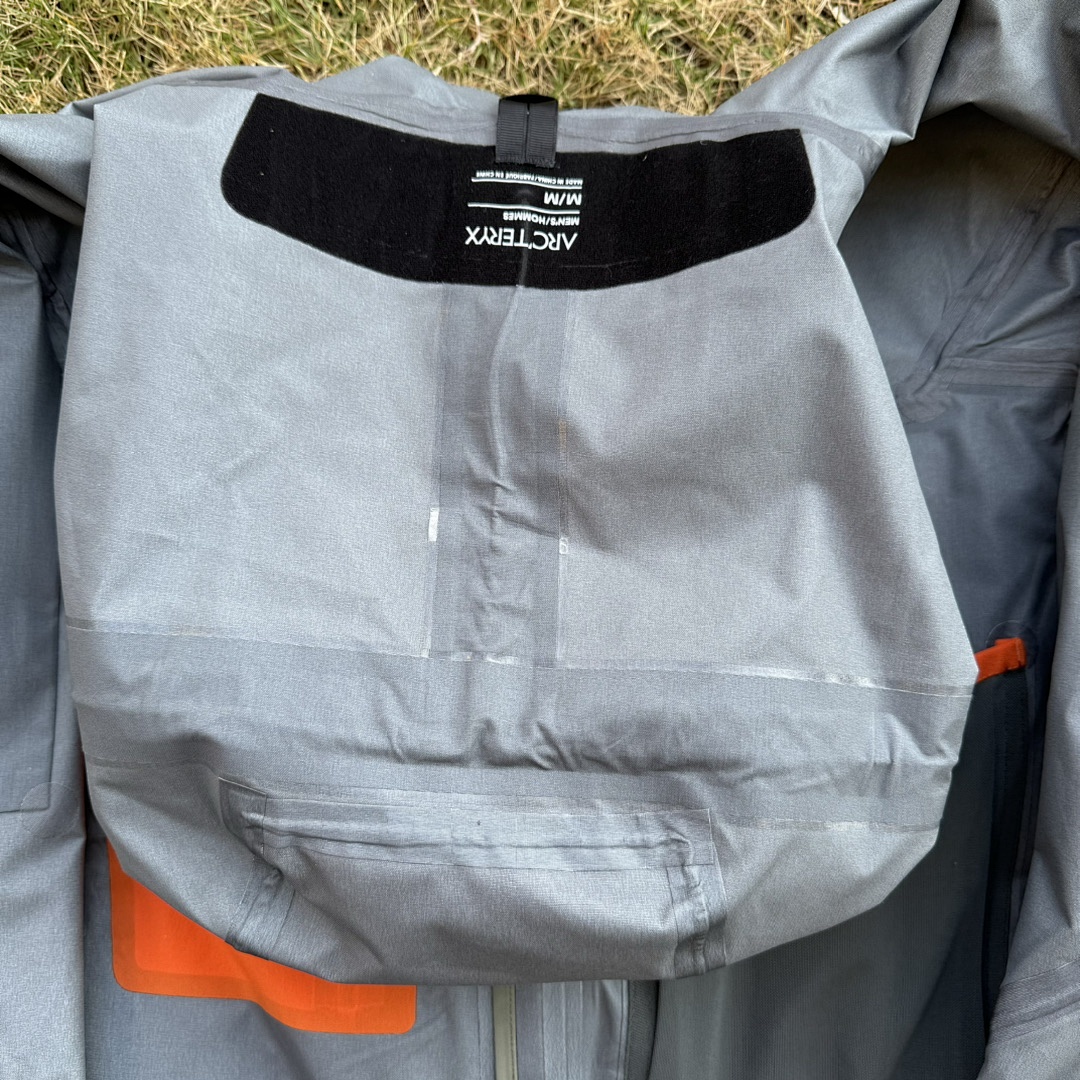 Arc'teryx Alpha Jacket 6 Forage/Grey Gen (Grey SV) - Image 18